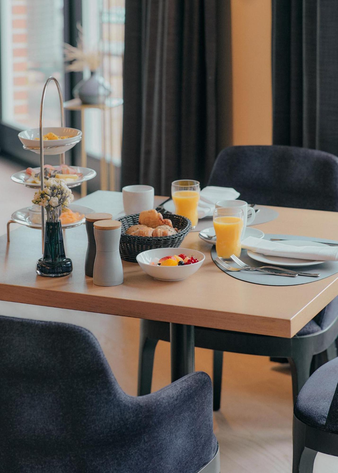 Steigenberger Hotel Treudelberg Hamburg Ngoại thất bức ảnh